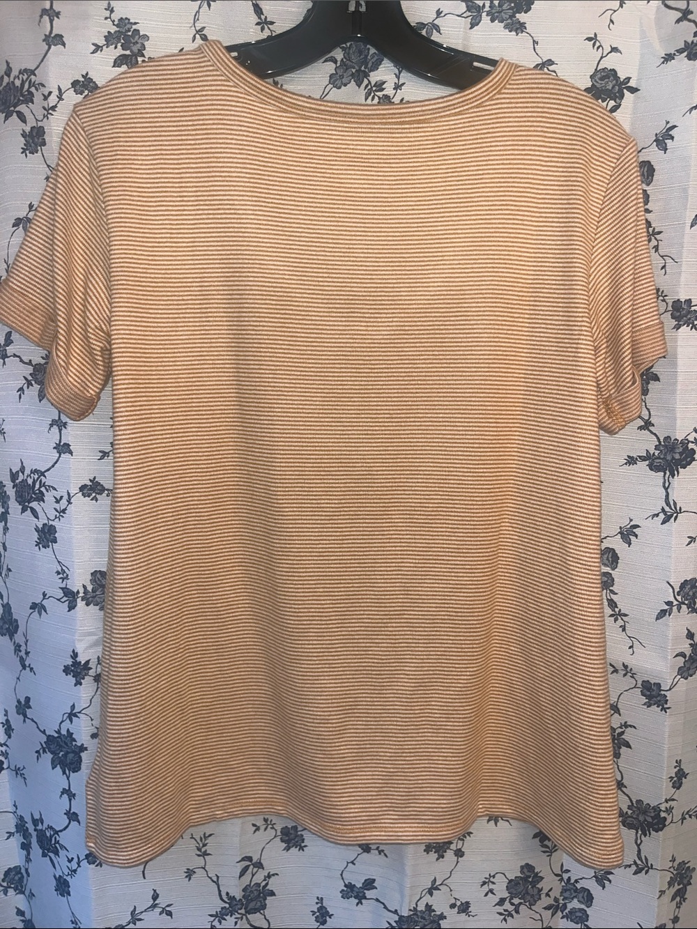 American Eagle NWT Soft & Sexy Plush Tee - Picture 5 of 6